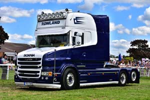 ROWLAND TE12 CAB 19mv0740