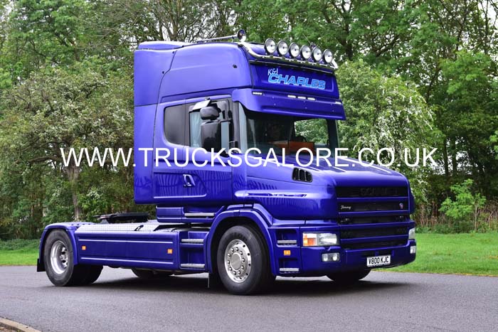 CHARLES V800 KJC 19pb0136