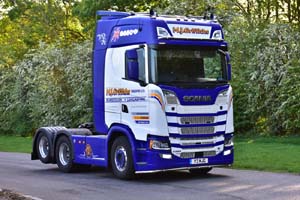 GRIFFITHS Y3 MJG 19pb1204