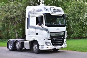 JACKLIN YX18 OUH 19pb1735