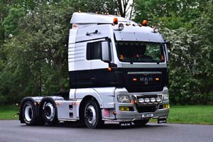 UNNAMED H8 TGX 19pb0671