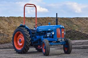 TRACTOR UDF 156 19su0130