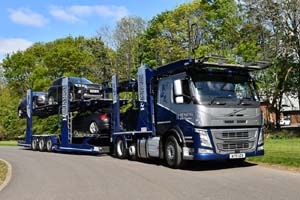 ROBINSONS AY19 UCW 22pb0742