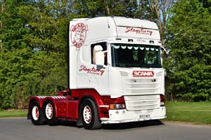 STAYSTRONG AG57 ACY 22pb1068