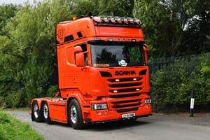 TRUCKER BADDIE EY15 BWW 24ed1266