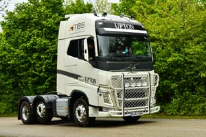 UPTON GJ67 RZH 24Lc1488