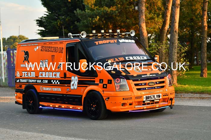 CROUCH BR57 LYN 24nk1061