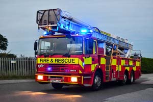 FIRE & RESCUE T277 UON 24nk0898