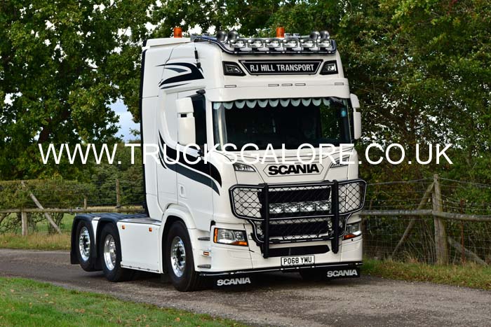 HILL RJ, PO68 YMU 25ch0442