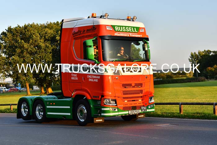RUSSELL OO10 RUS 25cv1107