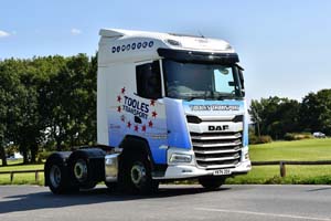 TOOLES YN74 ZGU 25cv0564