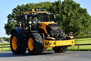 UNNAMED TRACTOR 25cv0890