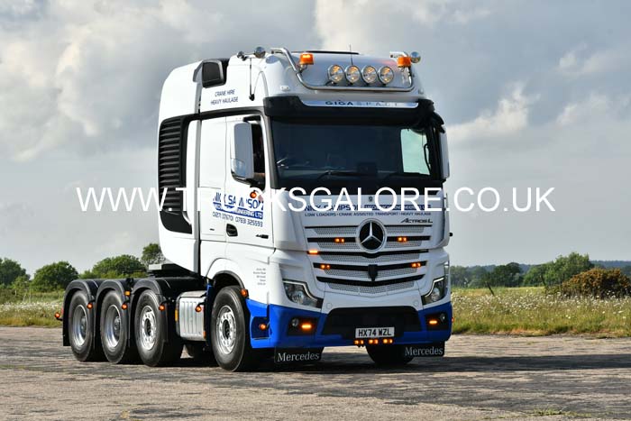 25dv0379