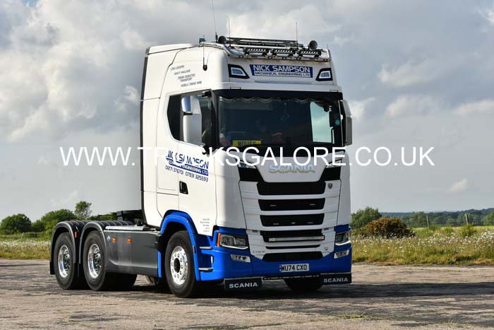 25dv0381