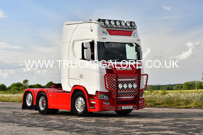 25dv0448