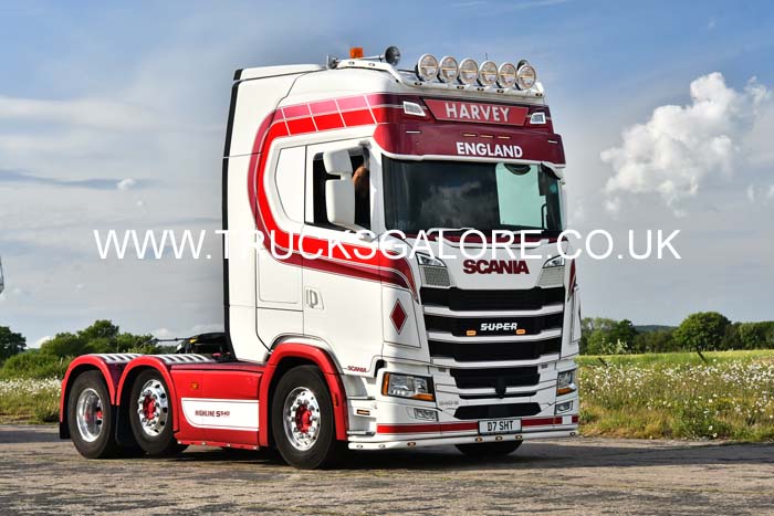 25dv0453