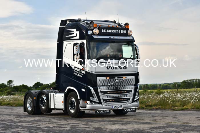 25dv0456