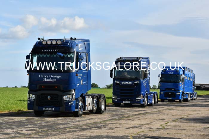 25dv0472
