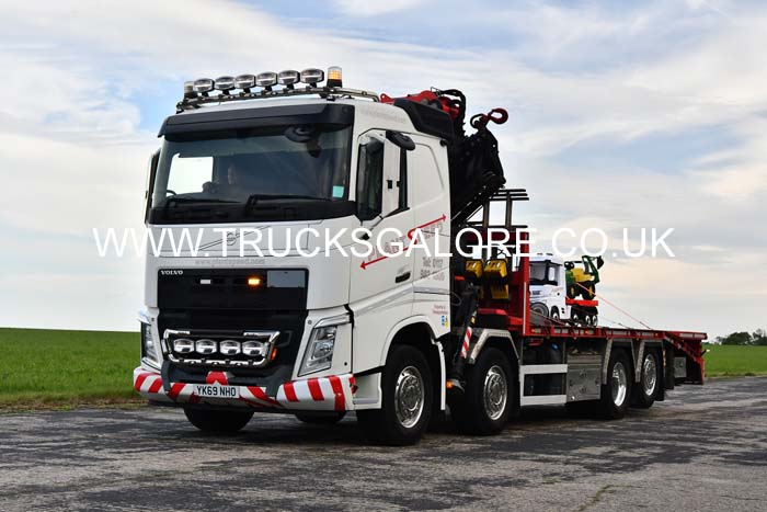 25dv0549