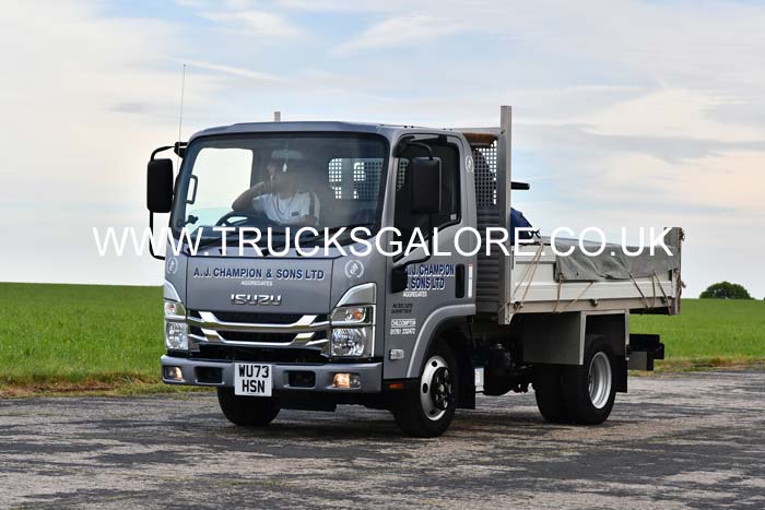 25dv0556