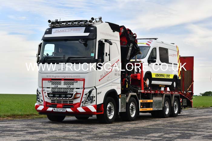 25dv0561
