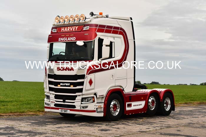 25dv0699