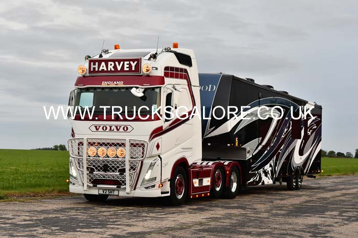25dv0704