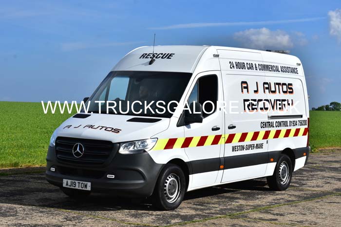 25dv1153