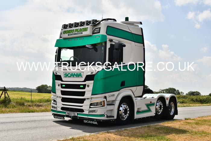 GOING PLACES YN69 YDL 25dv0158