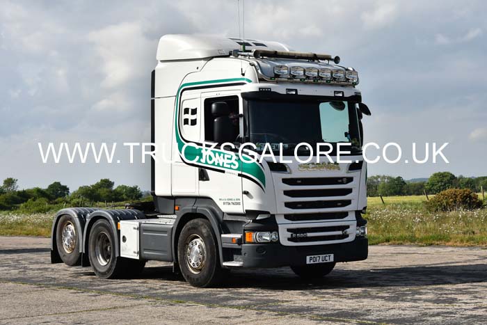 JONES PO17 UCT 25dv0354