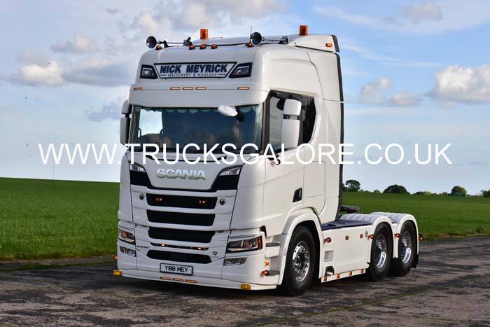 MEYRICK, NICK Y88 MEY 25dv1202