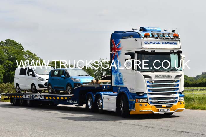 SLADES R730 TOP 25dv0157