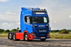25dv0449