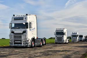 25dv0499