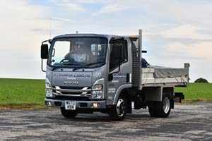 25dv0556