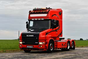 25dv0652