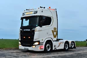 25dv0745