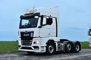 25dv0749