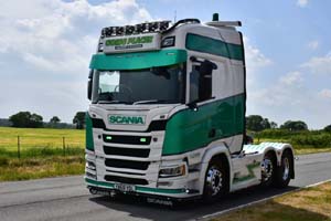 GOING PLACES YN69 YDL 25dv0902