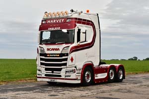 HARVEY, STUARTY X8 SHT 25dv0695