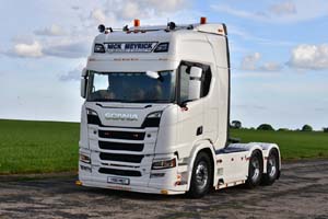 MEYRICK, NICK Y88 MEY 25dv1202