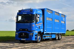 SANDIFORD, TREVOR T520 COW 25dv0476