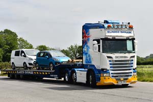 SLADES R730 TOP 25dv0157