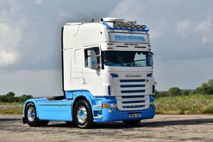 TRUCKERGIRL R500 TGP 25dv0268