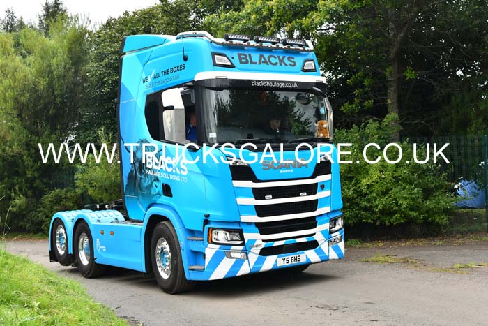 BLACKS Y5 BHS 25ed1012