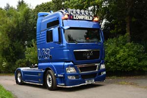 LOWFIELD V8 TGX 25ed2035
