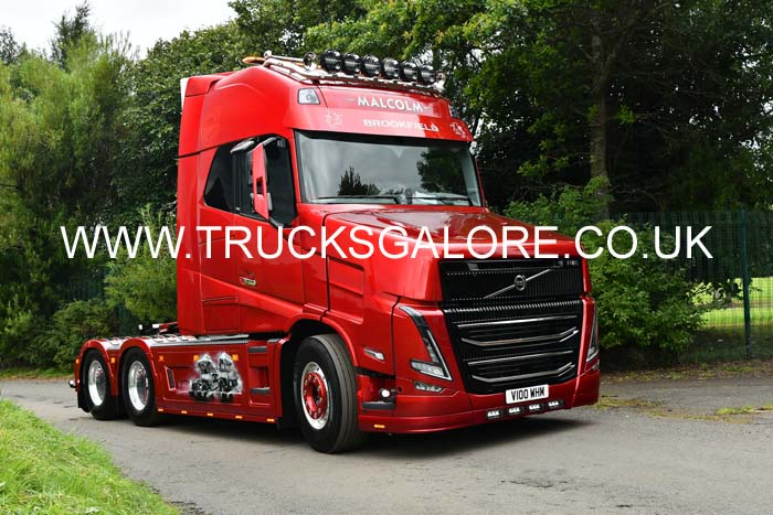 MALCOLM V100 WHM 25ed0230