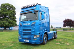 PETRIE, TOM V88 TJP 25ed2139