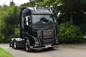 WHITE C&R, SD19 UGV 25ed1445