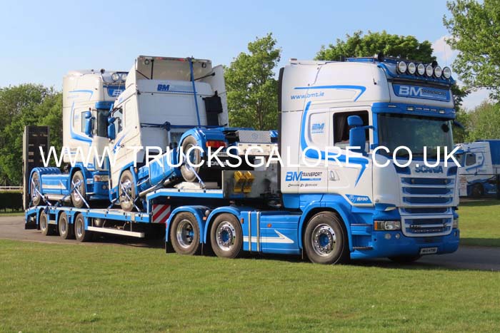 BM TRANSPORT 25Lc0098